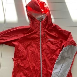 Patagonia women’s XL coral jacket